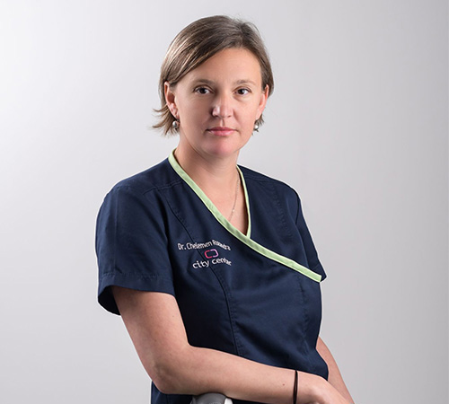 Dr. Ruxandra Chelemen